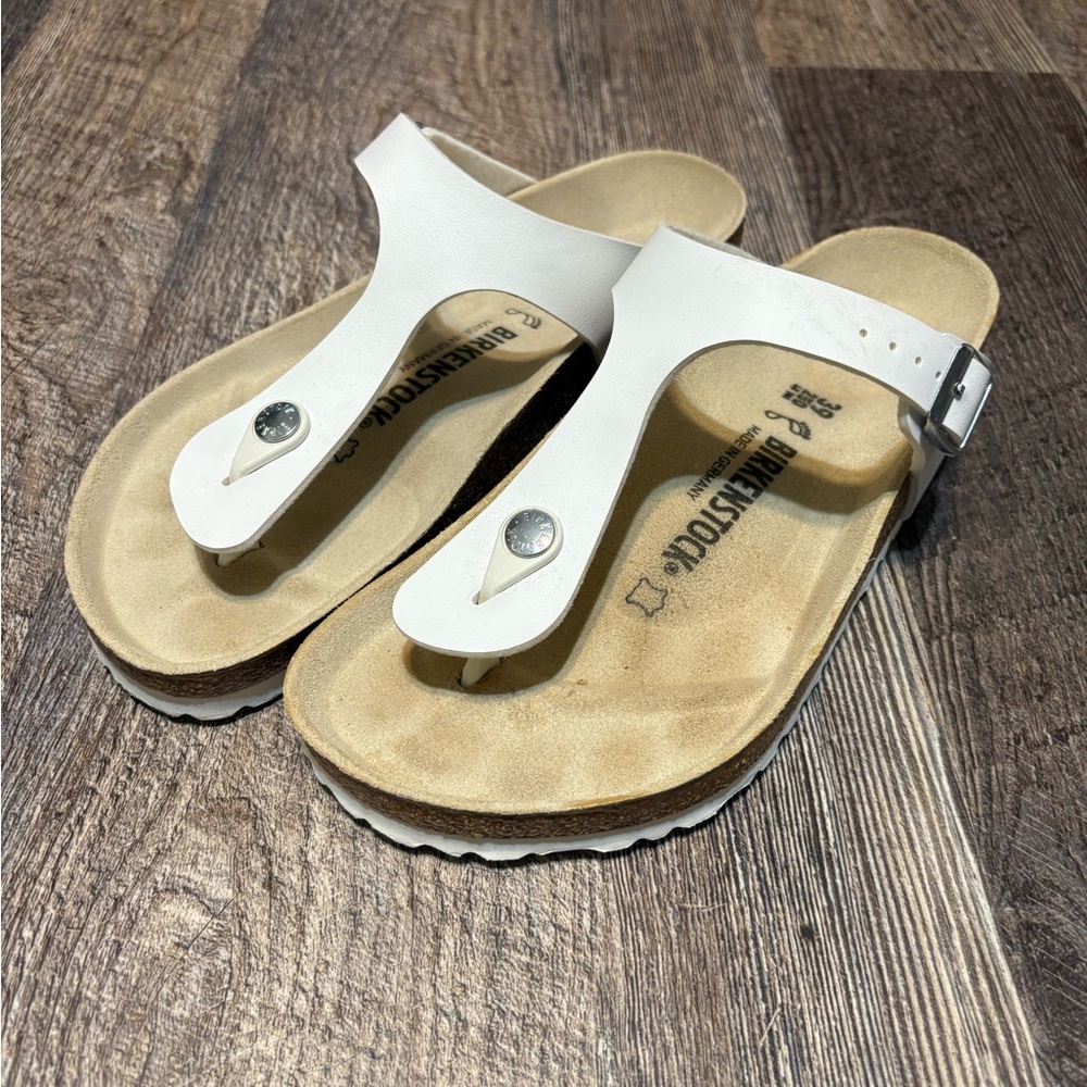 Birkenstock Gizeh White Sandal